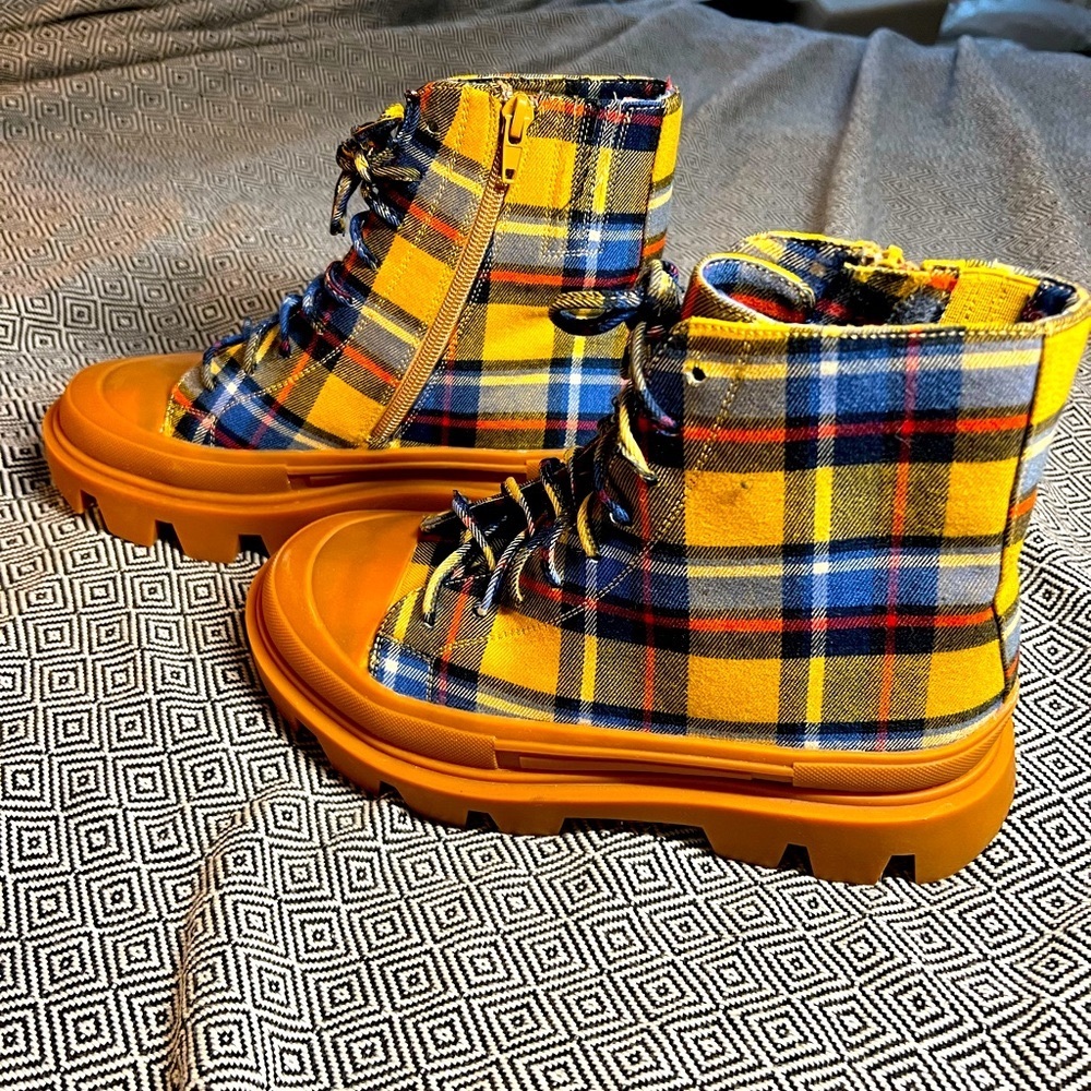 Brand new Jeffrey Campbell plaid boots. Never worn in mint condition with box